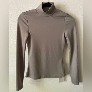 Green Fitted Long Sleeve Mockneck